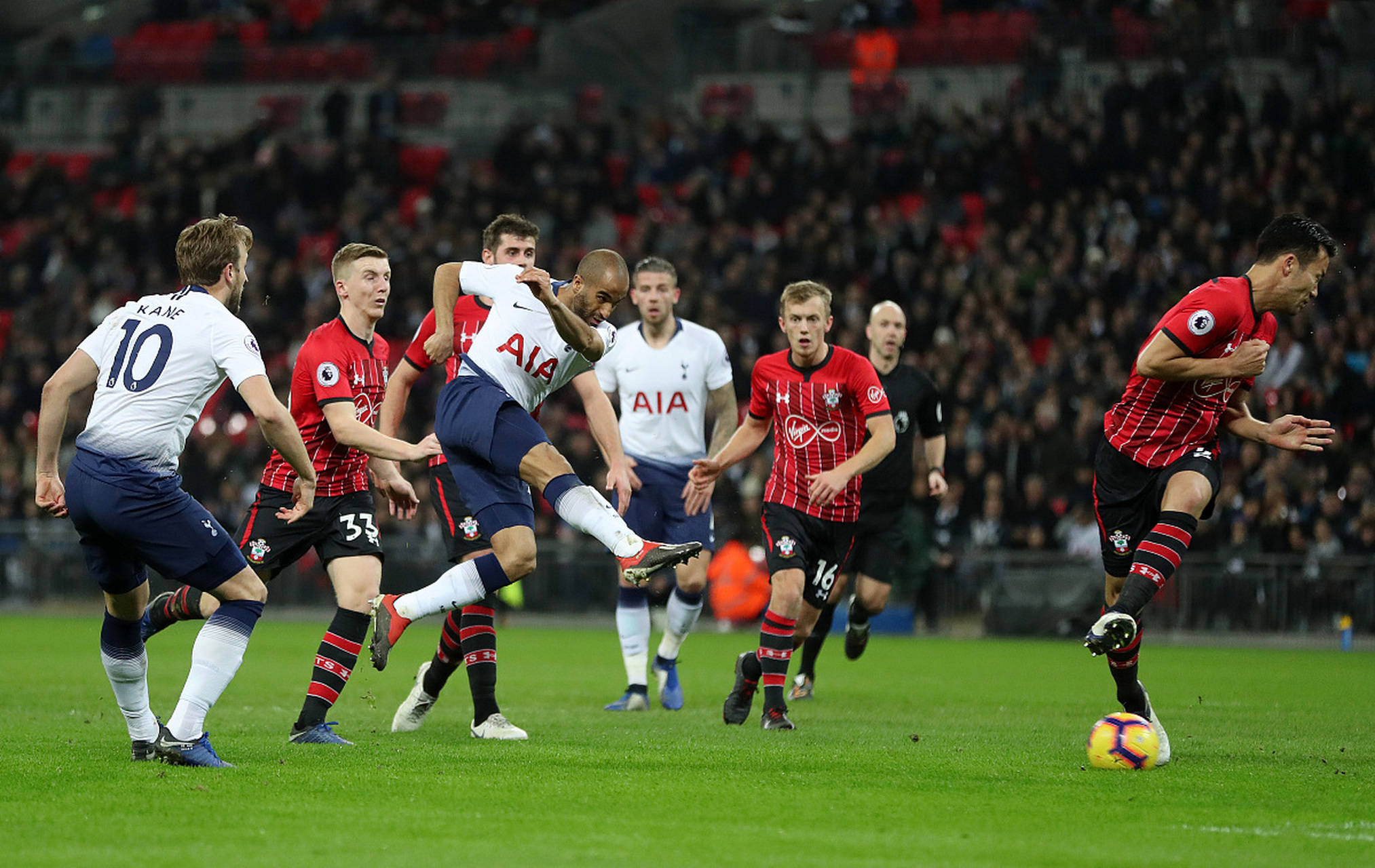 的转会费接 的转会费接