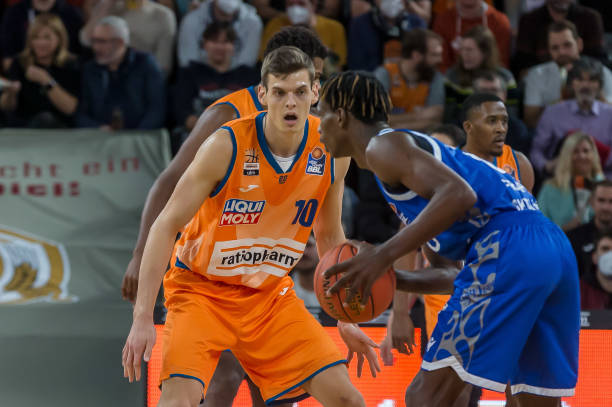 绿茵是竞技 绿茵是竞技